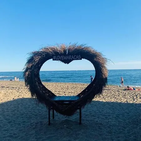 A 10 Minutos De La Playa